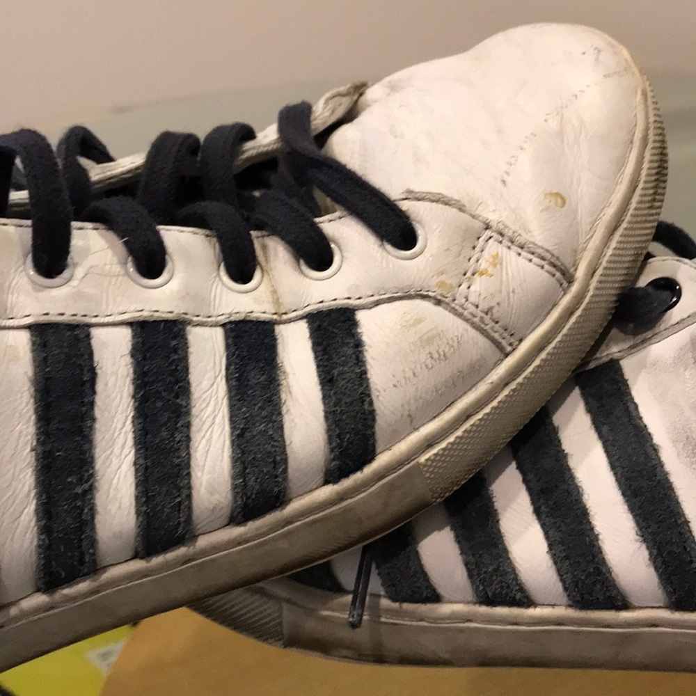 Used K Swiss all leather sneakers